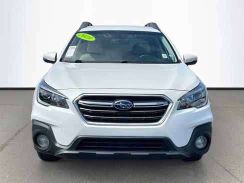 Used 2019 Subaru Outback 2.5i Premium AWD/4WD image 2
