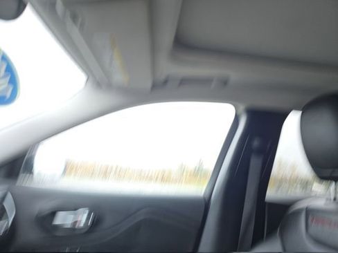 Used 2021 Jeep Cherokee Trailhawk w/ Sun, Sound & Nav Group image 26