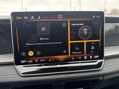 New 2026 Volkswagen Tiguan SE AWD/4WD image 15