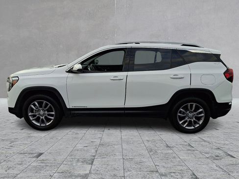 Certified 2022 GMC Terrain SLT image 6