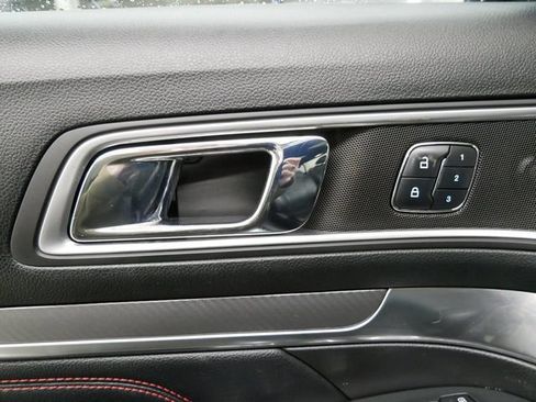 Used 2017 Ford Explorer Sport w/ Equipment Group 401A AWD/4WD image 14