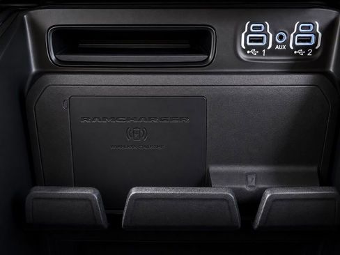 Used 2021 RAM 1500 Laramie AWD/4WD image 30
