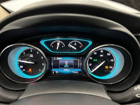 Used 2018 Buick Envision Essence image 17