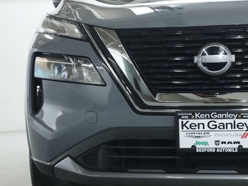 Used 2023 Nissan Rogue SL AWD/4WD image 6