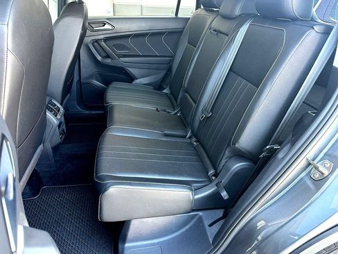 Used 2024 Volkswagen Tiguan SE FWD image 20