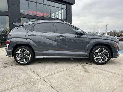 Used 2024 Hyundai Kona N Line image 8