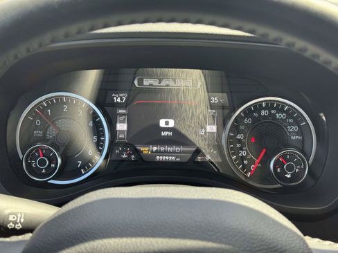Used 2024 RAM 1500 Laramie AWD/4WD image 23