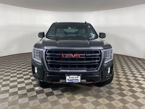Used 2024 GMC Yukon AT4 image 12