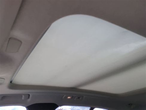 New 2026 Volvo XC40 B5 Plus w/ Protection Package Premier image 18