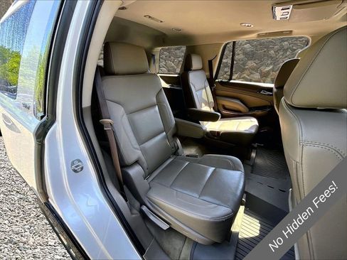 Used 2018 GMC Yukon SLT w/ Premium Edition AWD/4WD image 24