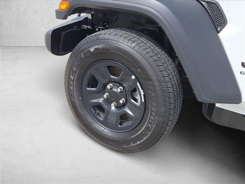 New 2026 Jeep Gladiator Sport AWD/4WD image 10
