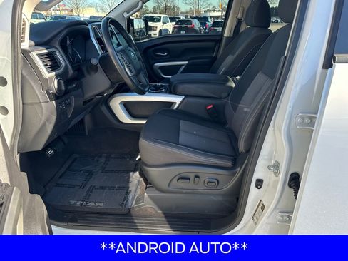Used 2021 Nissan Titan SV w/ SV Convenience Package image 9