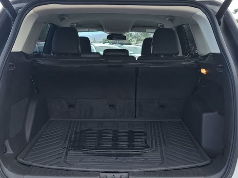 Used 2018 Ford Escape Titanium w/ Ford Safe & Smart Package AWD/4WD image 29