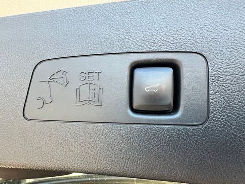 Used 2022 Lincoln Corsair AWD w/ Premium Package image 15