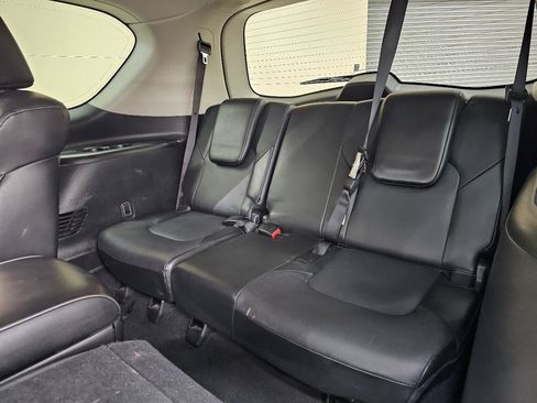 Used 2018 INFINITI QX80 2WD w/ Driver Assistance Package image 28