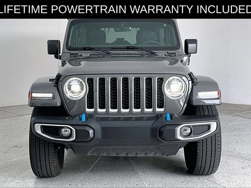 Used 2023 Jeep Wrangler Unlimited Sahara AWD/4WD image 4