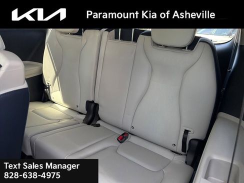Certified 2026 Kia Carnival SX FWD image 23