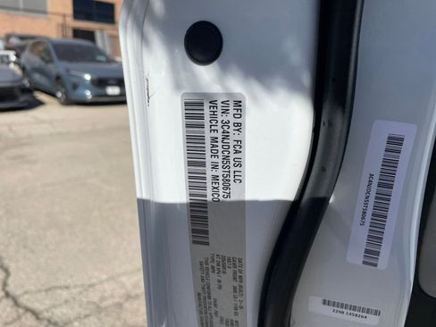 Used 2025 Jeep Compass Limited image 29