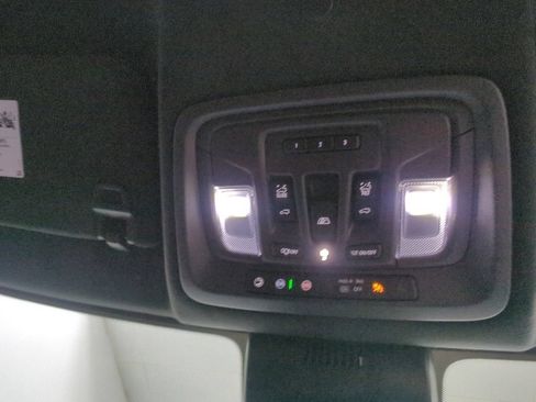 Used 2026 GMC Sierra 1500 Denali Ultimate AWD/4WD image 27