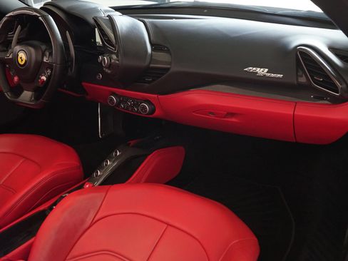 Used 2019 Ferrari 488 Spider RWD image 12