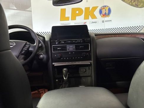 Used 2024 Nissan Armada SL w/ Cargo Package image 31