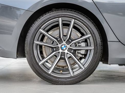 Used 2019 BMW 330i Sedan w/ Premium Package RWD image 14