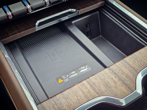 New 2026 GMC Acadia Denali Ultimate w/ LPO, All-Weather Package image 31