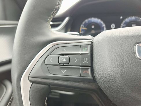 Used 2025 Jeep Grand Cherokee Laredo w/ Luxury Tech Group I AWD/4WD image 21