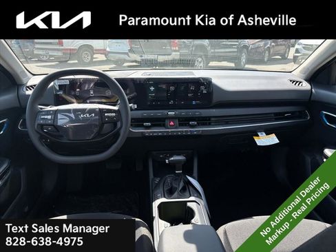 New 2026 Kia K4 FWD image 8