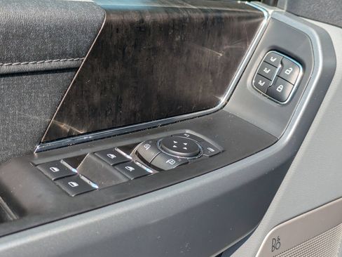 Certified 2021 Ford F150 Lariat AWD/4WD image 11
