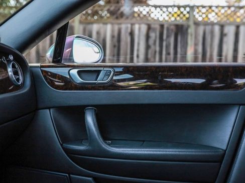 Used 2006 Bentley Flying Spur Flying Spur image 25