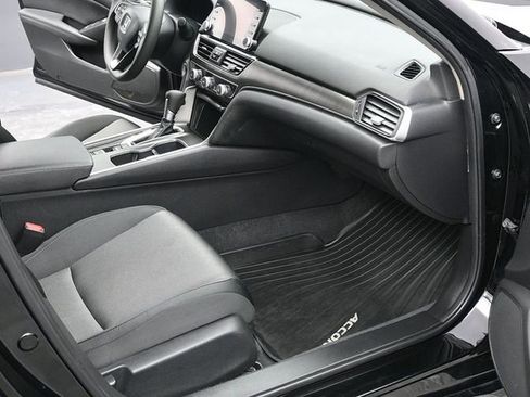 Used 2022 Honda Accord LX image 11