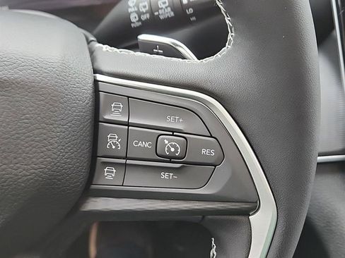 New 2025 Jeep Grand Cherokee L Altitude image 14