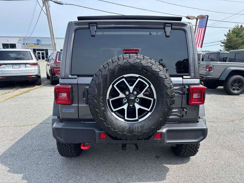 Certified 2025 Jeep Wrangler 4WD Unlimited Rubicon w/ Convenience Group image 5
