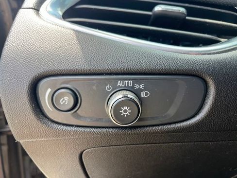 Used 2024 Chevrolet Malibu LT FWD image 16
