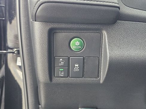 Used 2022 Honda HR-V EX-L image 25