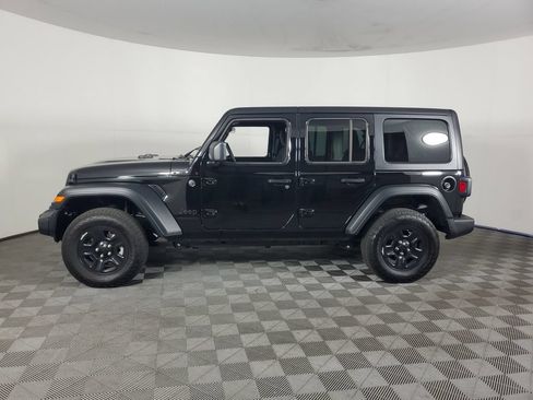 Used 2026 Jeep Wrangler Unlimited Sport AWD/4WD image 7