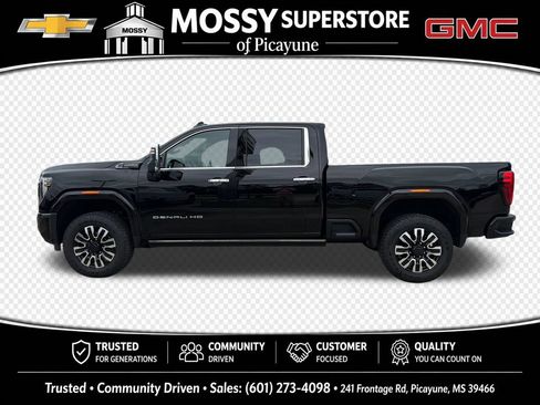 Used 2026 GMC Sierra 2500 Denali Ultimate AWD/4WD image 2