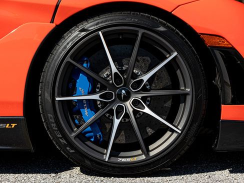 Used 2021 McLaren 765LT image 34