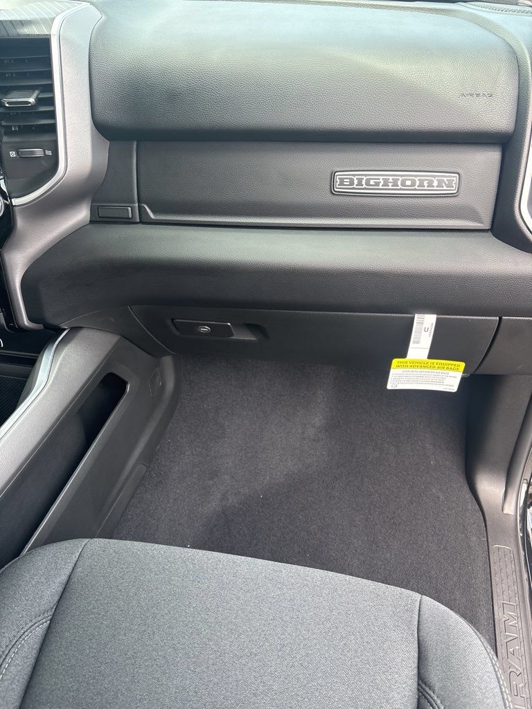 New 2026 RAM 3500 Big Horn AWD/4WD image 28