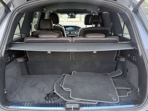 Used 2022 Mercedes-Benz GLS 450 4MATIC image 35