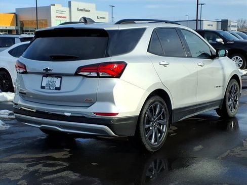 Used 2022 Chevrolet Equinox RS w/ RS Leather Package image 27