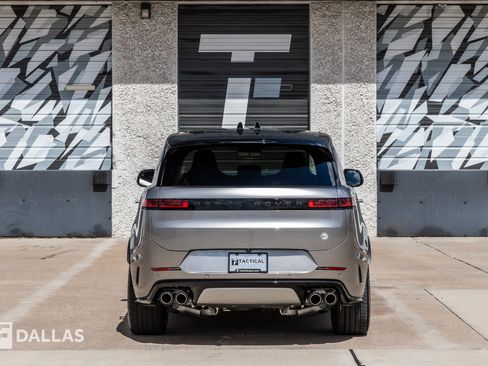 Used 2024 Land Rover Range Rover Sport image 16