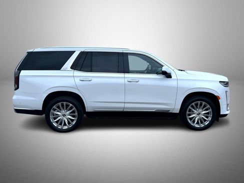 Used 2021 Cadillac Escalade Premium Luxury w/ Performance Package AWD/4WD image 4