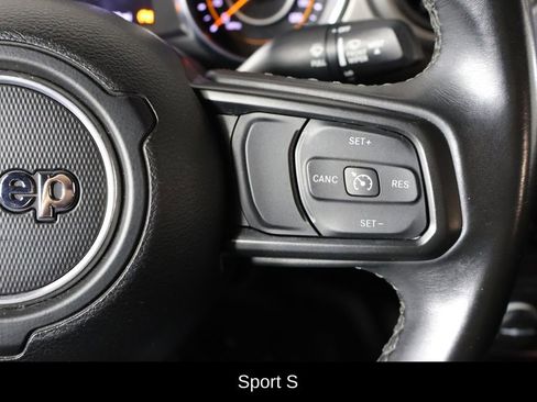 Used 2022 Jeep Wrangler Sport AWD/4WD image 20