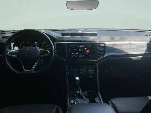 Used 2021 Volkswagen Atlas Cross Sport SE image 10