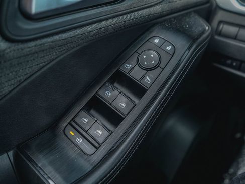 Used 2021 Nissan Rogue SV image 21