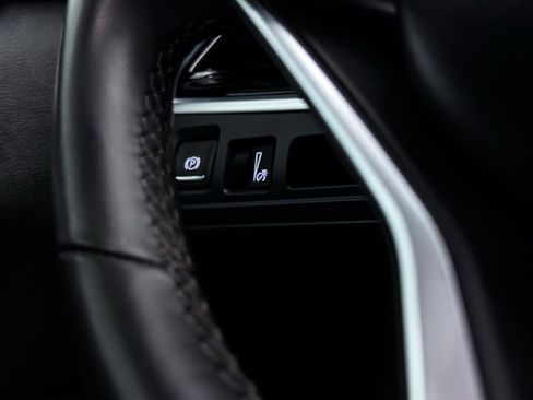 Used 2024 Cadillac XT6 Luxury image 41