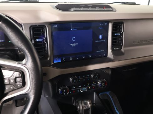 Used 2024 Ford Bronco Wildtrak AWD/4WD image 5