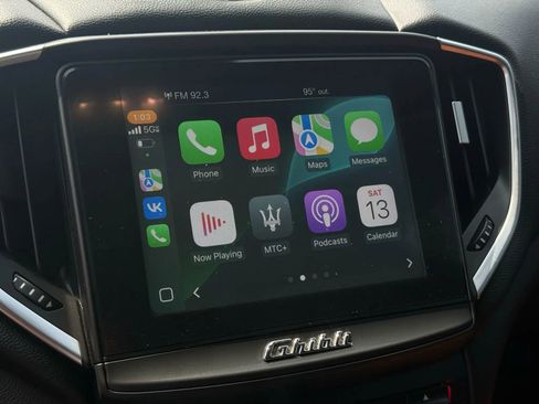 Used 2017 Maserati Ghibli image 35